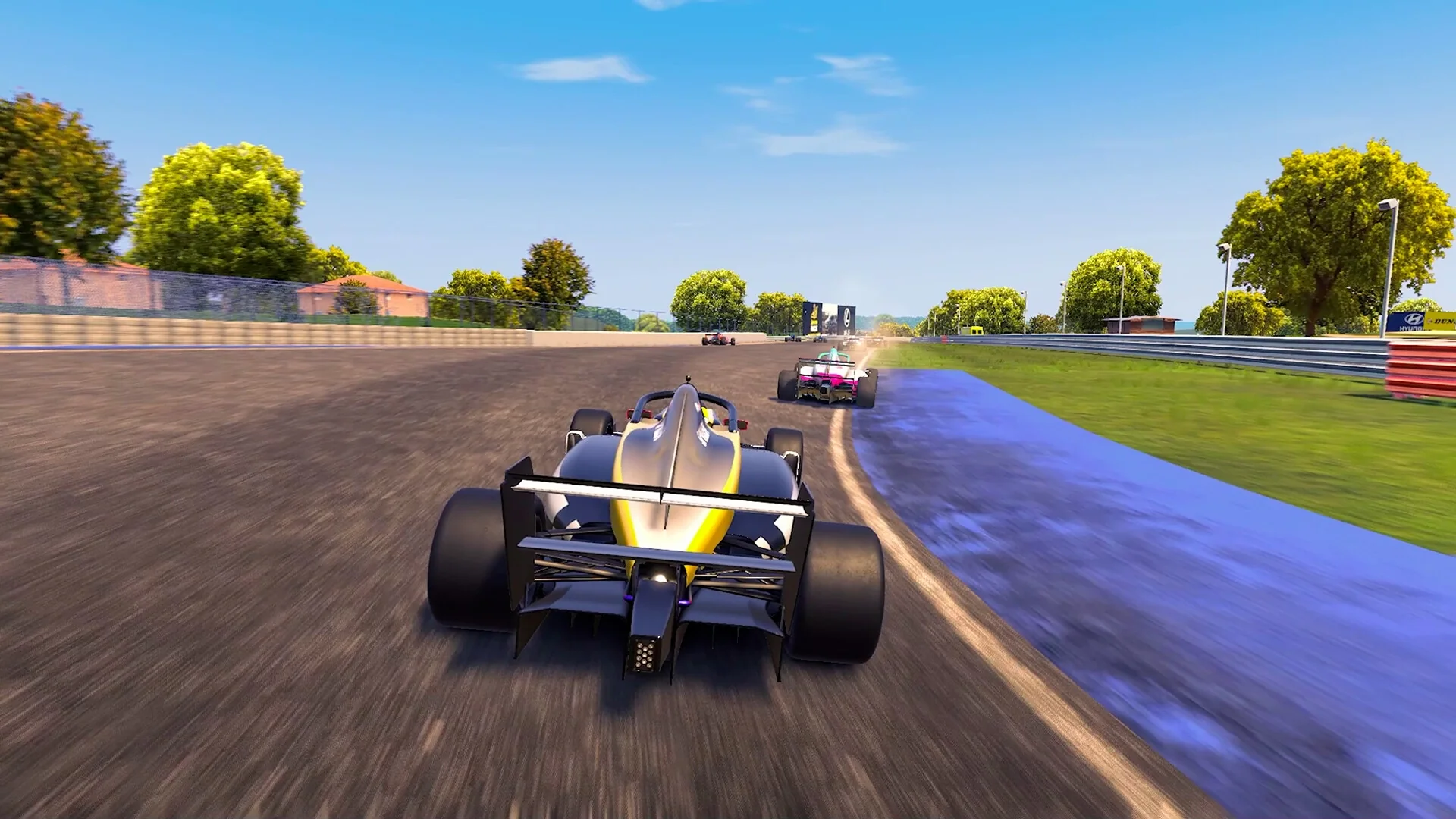 Hot Lap Racing - Image 3